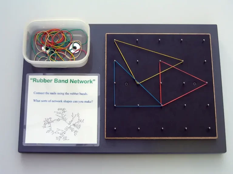 Rubber band networks in the Connections exhibition.